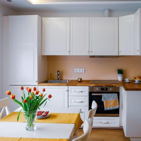 Cozy Apartment In The Downtown Győr Eksteriør bilde