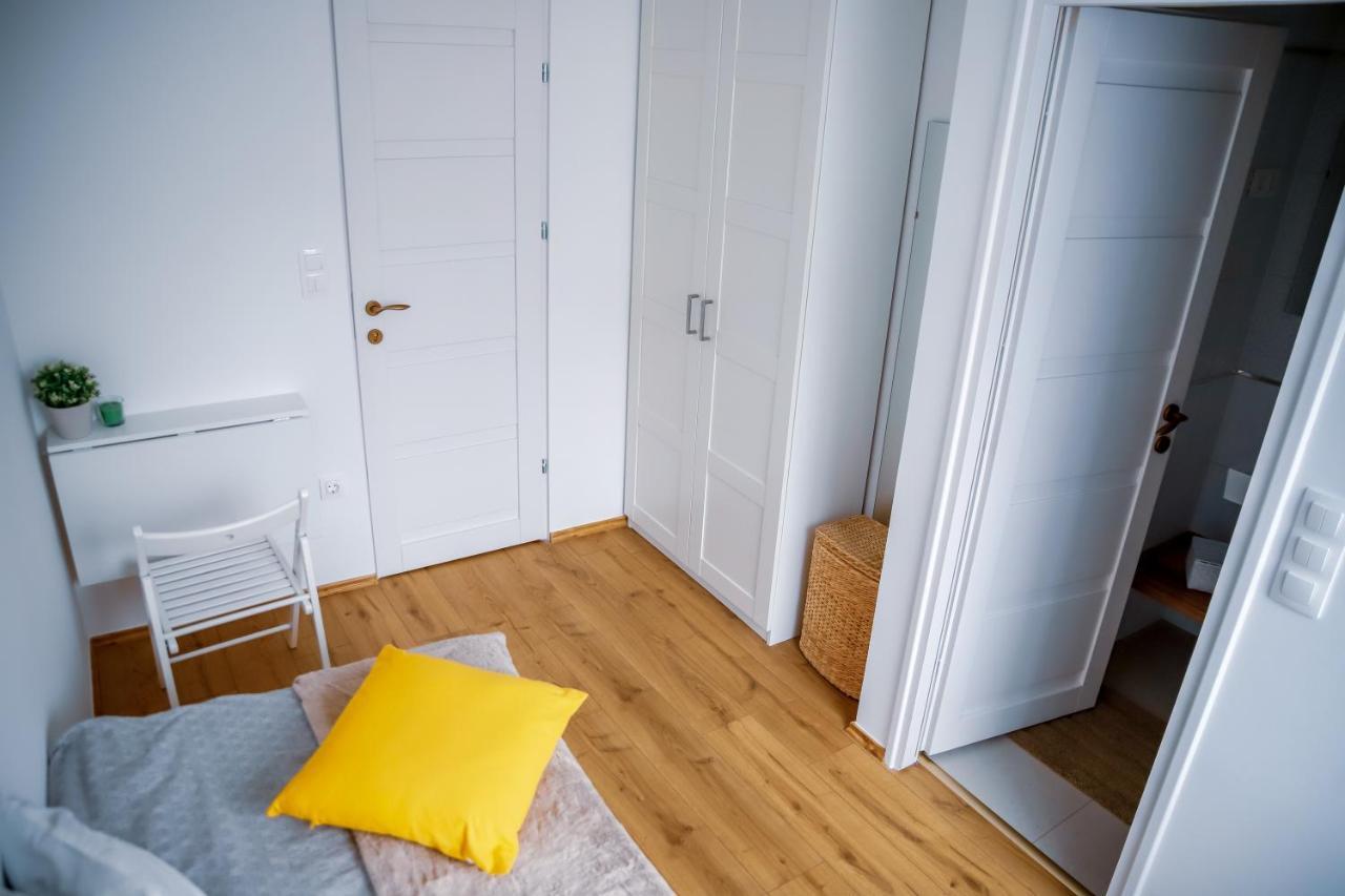 Cozy Apartment In The Downtown Győr Eksteriør bilde