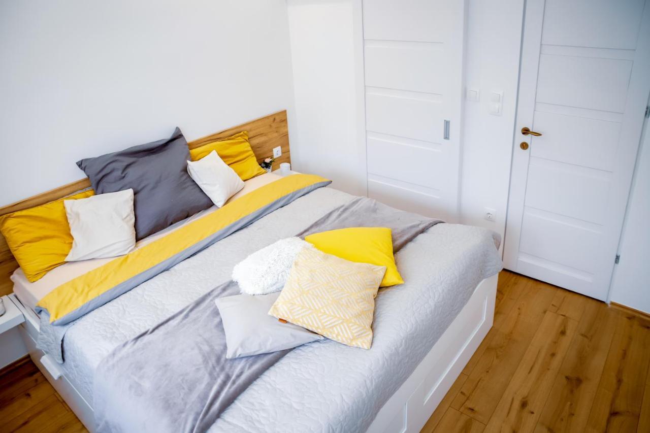 Cozy Apartment In The Downtown Győr Eksteriør bilde